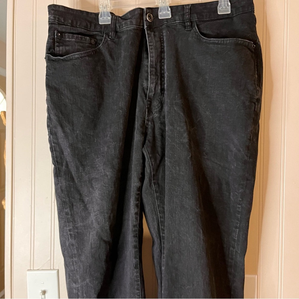 Black Weatherproof Vintage 46x30 Tapered Fit Denim Jeans Men’s - Picture 3 of 7